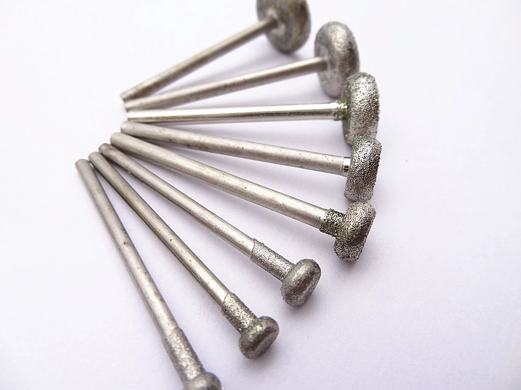 Round E pinhopper rolling 刚 diamond grinding head grinding needle round wheel carving tool jade rough stone grinding and peeling