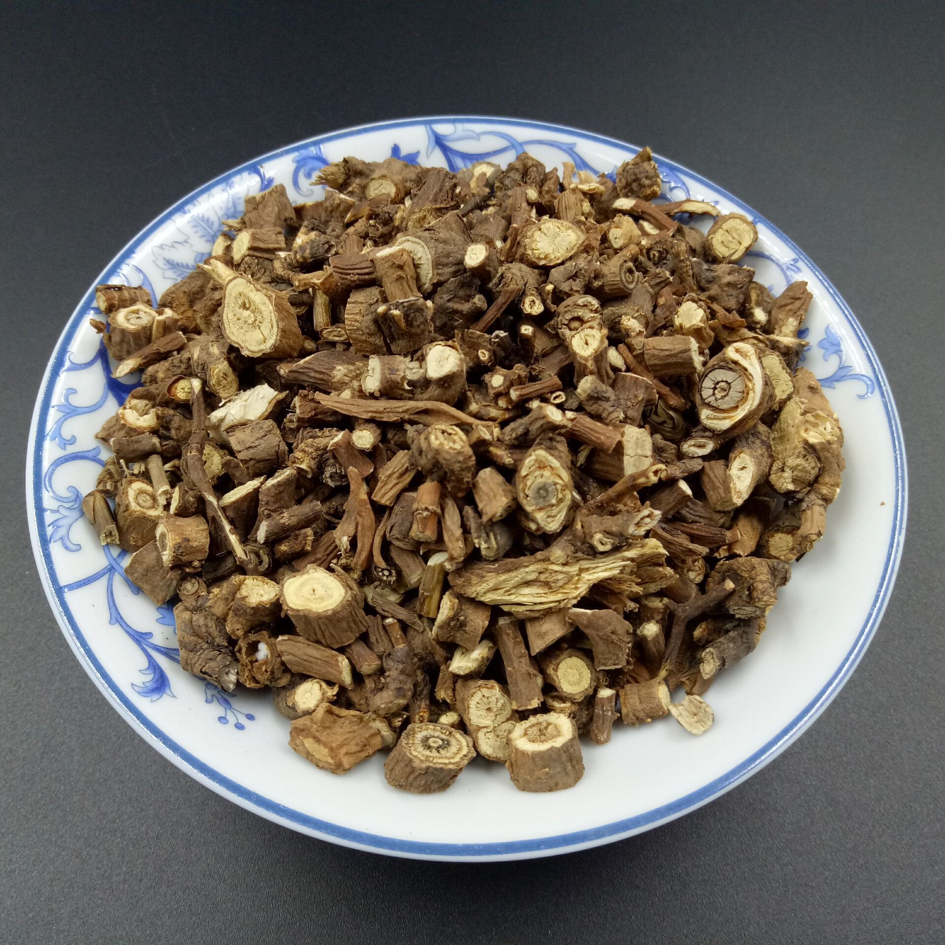 Chai Hu Bupleurum Root Slices 1 lb Dried Chinese Herbal Decoction Pieces for Traditional Herbal Cooking key features