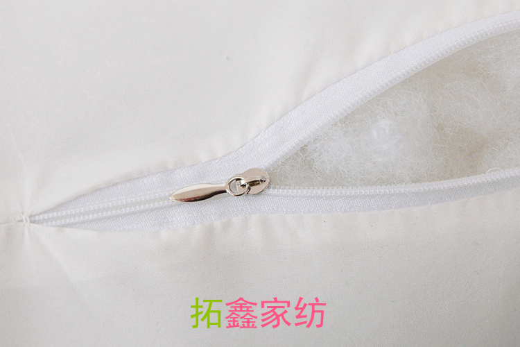 4071030906_2058665413