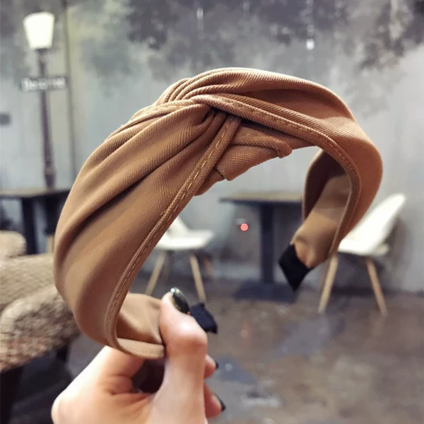 Dark khaki