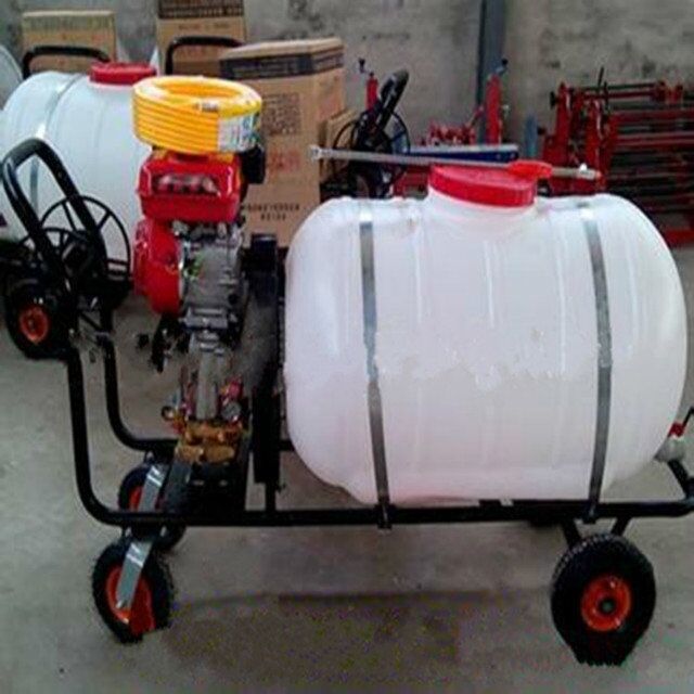 大型自走打药施肥车 自走喷药车价格 农药喷洒车