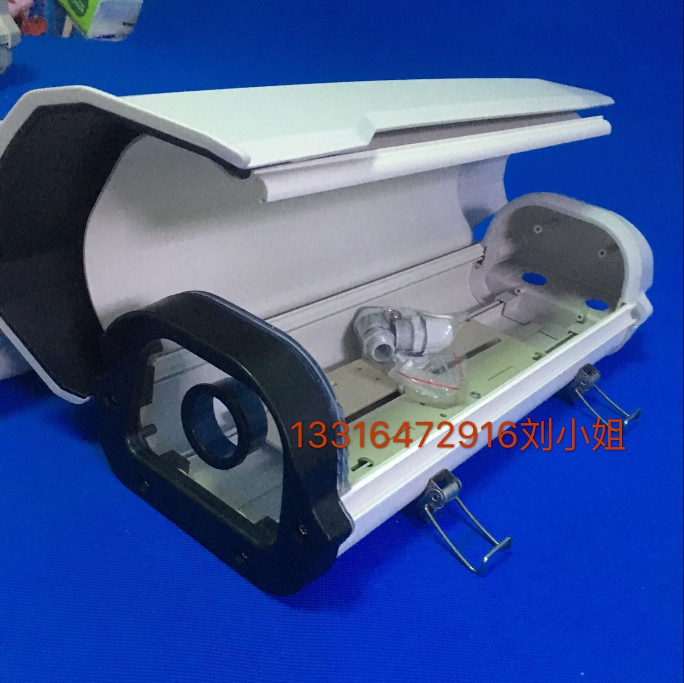 监控护罩 14寸双层遮阳全天侯护罩 交通立杆双层遮阳侧翻卡扣护罩