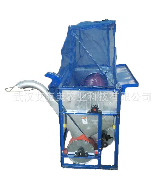 水稻脱粒机2