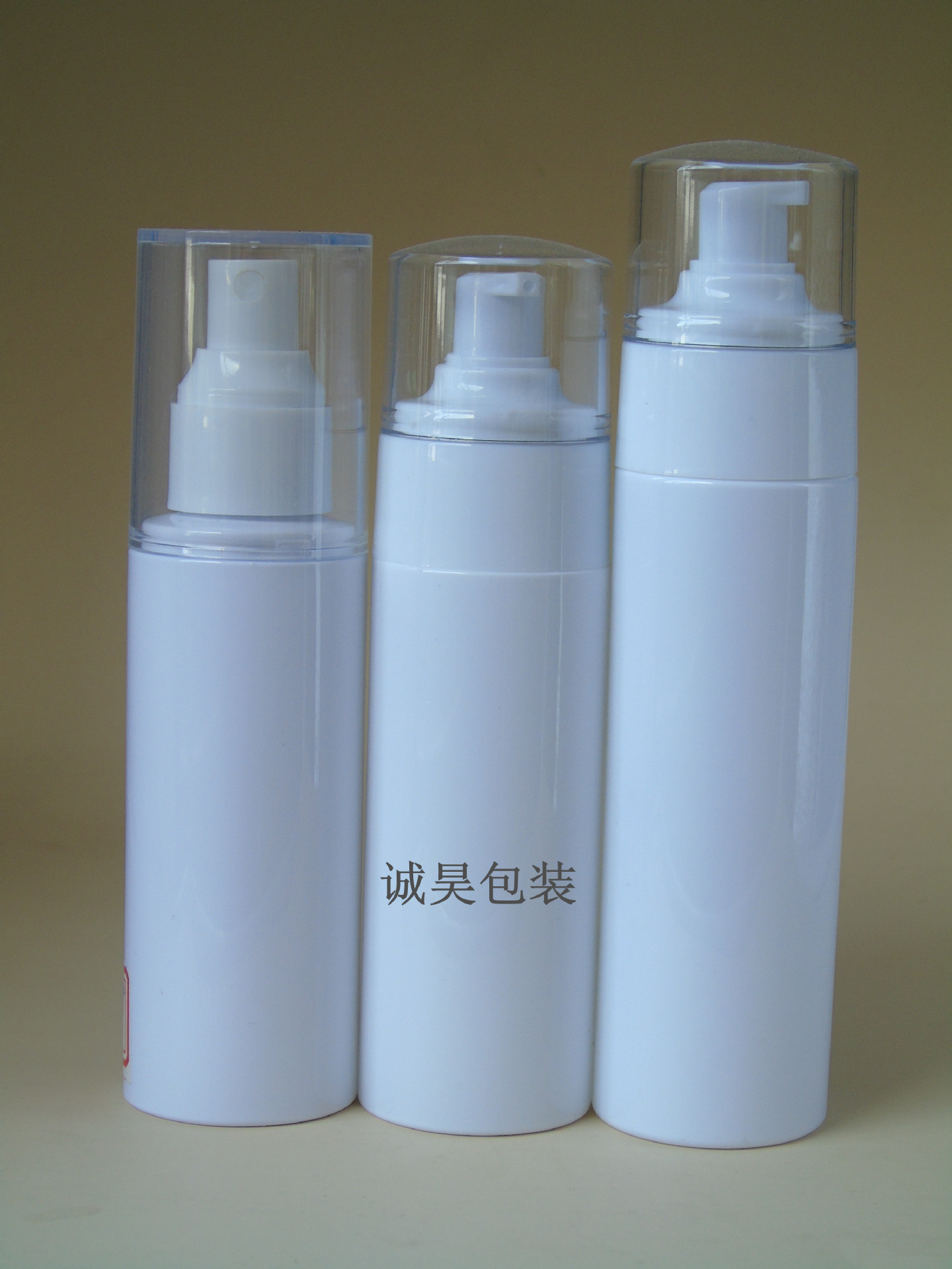 供应100ML带大罩喷雾瓶   PET塑料瓶