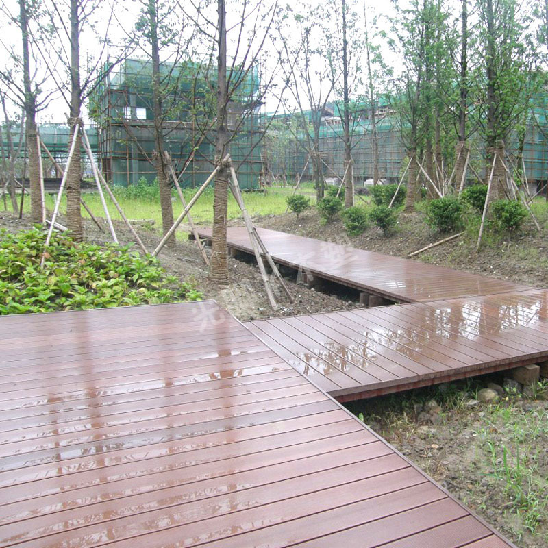 青岛光脚丫木塑 高品质复合木塑地板 防水耐腐不褪色户外园林地板