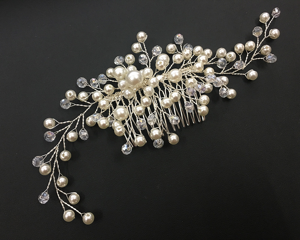 Handmade Pearl Hair Comb Jewelry Copper Wire Wedding Dress Accessories display picture 5