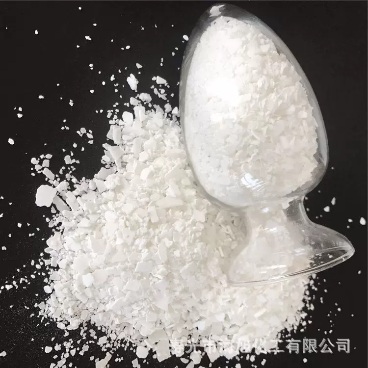 无水氯化钙片 94%片状无水氯化钙 工业级氯化钙厂家 融雪除冰剂