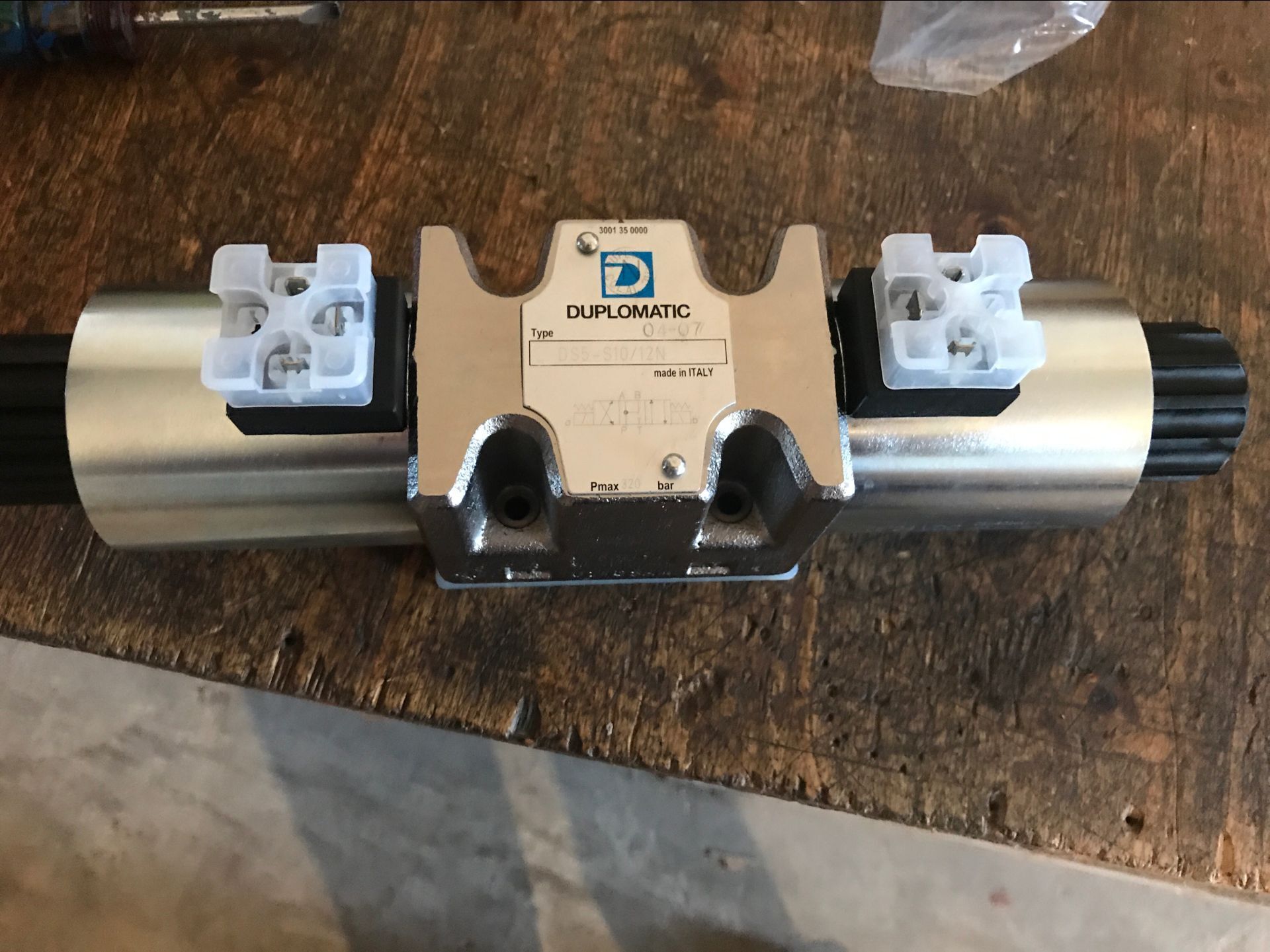 意大利DUPLOMATIC迪普马先导溢流阀PRE3KD2-070/10V-D12K9S01