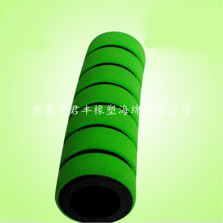 加工无味NBR橡塑健身器材发泡海绵管 环保器材护双色手泡棉