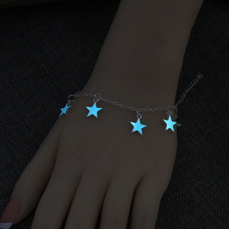 Hot Selling Simple Five-pointed Star Fluorescent Fashion Luminous Love Bracelet display picture 8