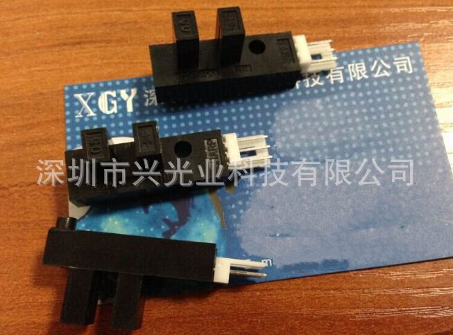 SHARP传感器 GP1A05A2 GP1A05 GP1A05AJ000F 5mm