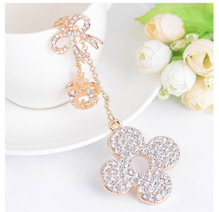 New Style Alloy Four Leaf Clover Women's Bag Pendant Keychain display picture 7