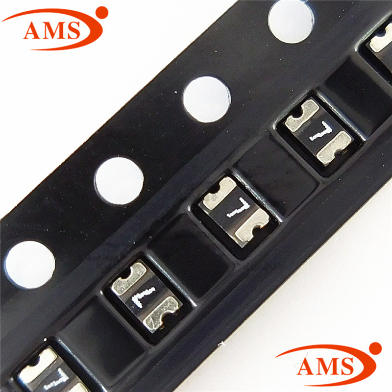 SMD0805P075TF 0.75A 丝印：7数字 贴片自恢复保险丝 全新现货