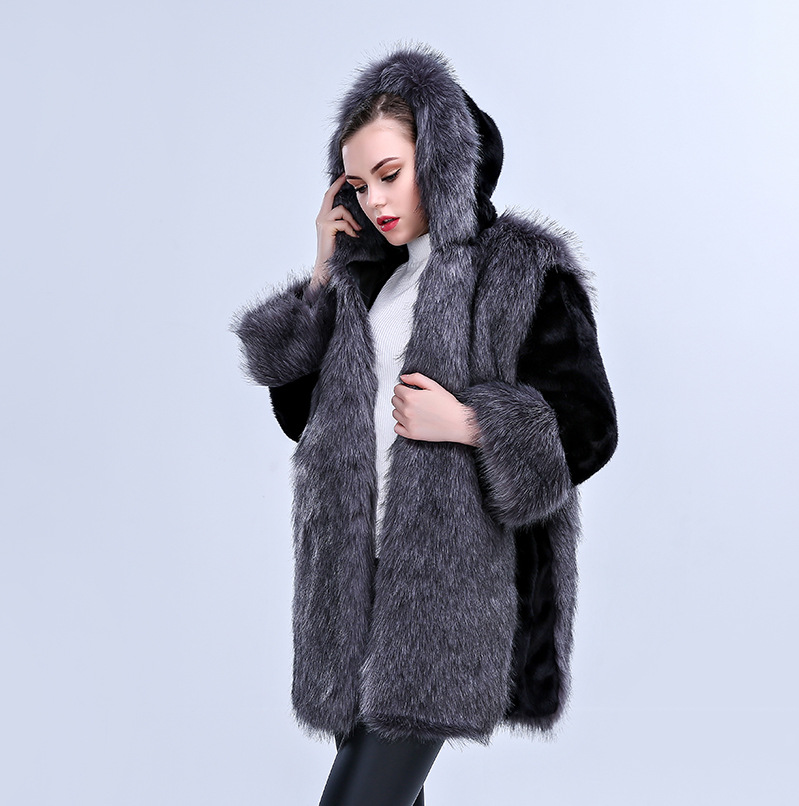 Damesmodejas Luxe lange nertsjas met capuchon_voghion.com