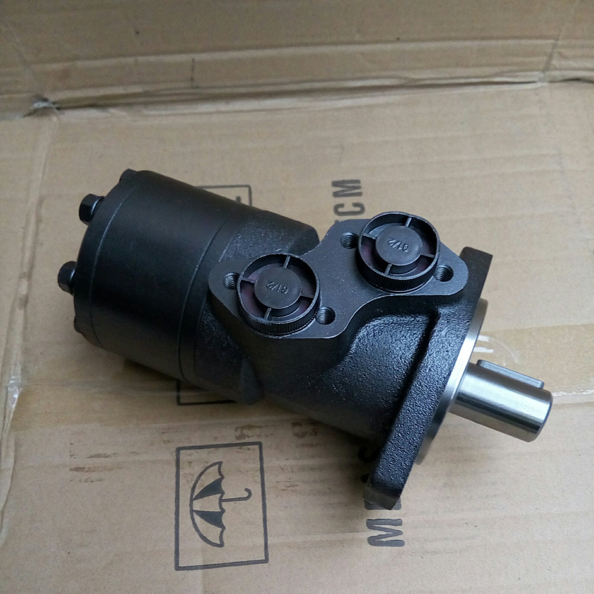 ����˹BM1-200Һѹ����   Һѹ�������� BMRϵ�е�ת�ٴ�Ť������