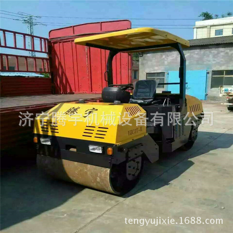 奔跑3吨半座驾式振动汽油压路机 小型大型压路机混凝土路面压实机