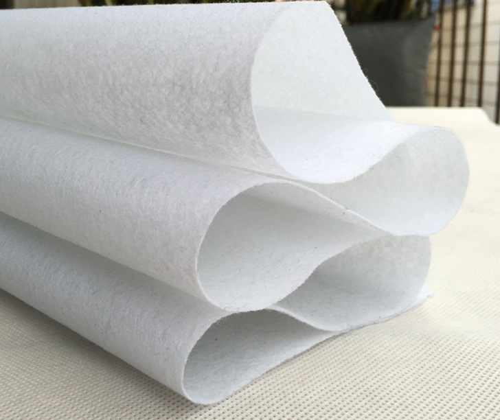 2975203912_1744309087