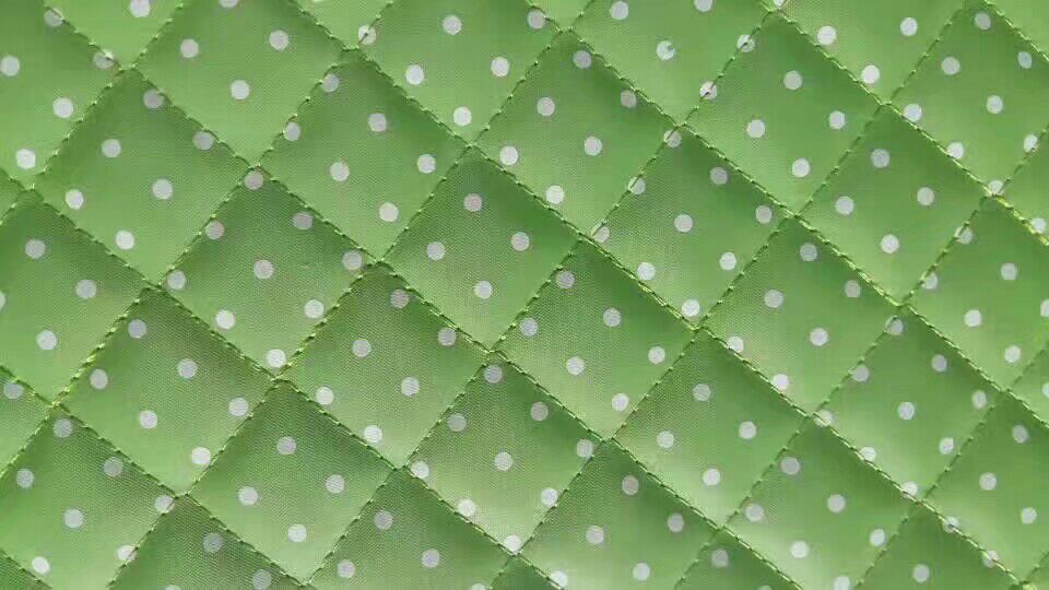 厂家直销 190发泡印小圆点绣2.5cm方格 箱包手袋革鞋革绗缝绣花