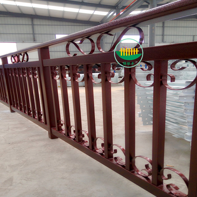 锌刚阳台护栏|新型室内外别墅铁艺阳台护栏|喷塑组装阳台栏杆