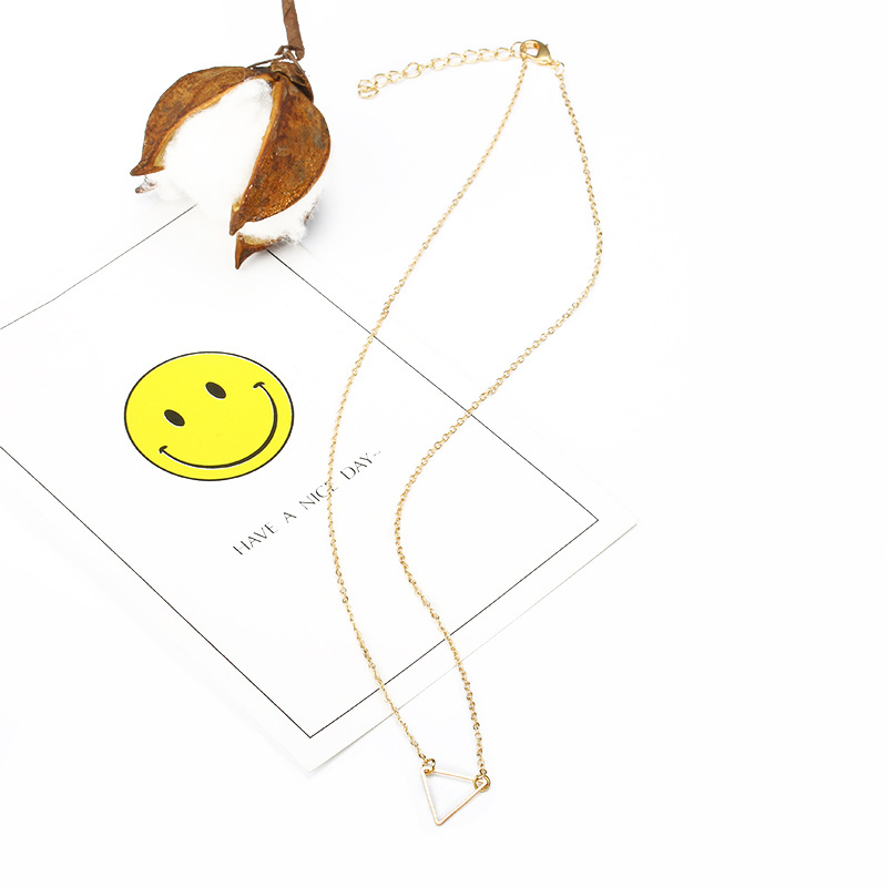 Geometric popular jewelry simple triangle pendant necklace fashion creative hollow sweater chain who