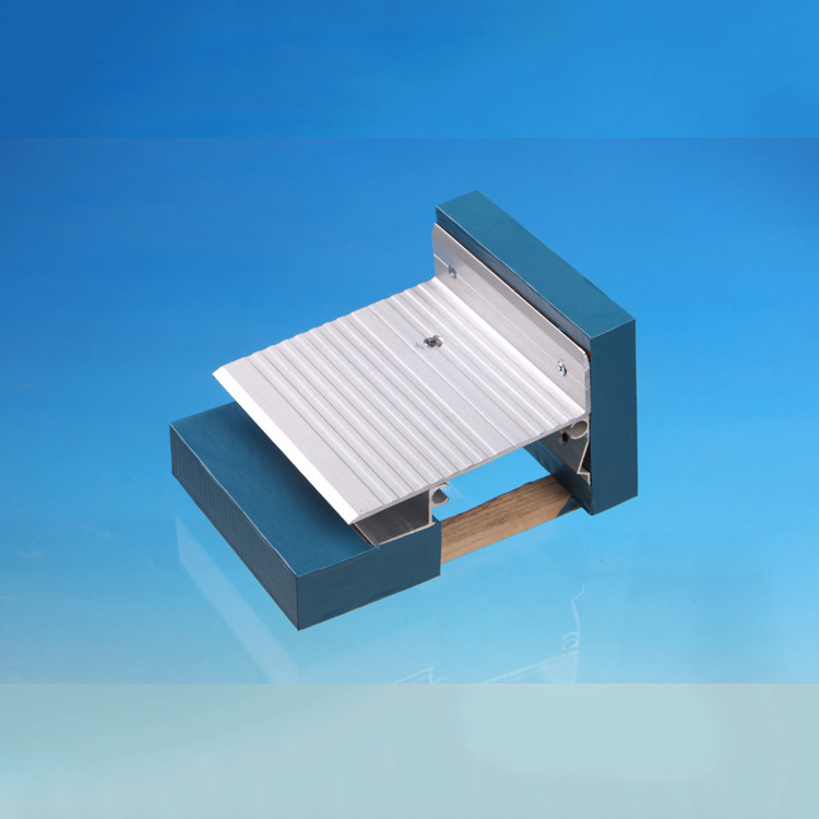 厂家供应平面型伸缩金属盖板型楼地面变形缝建筑地坪铝合金变形缝