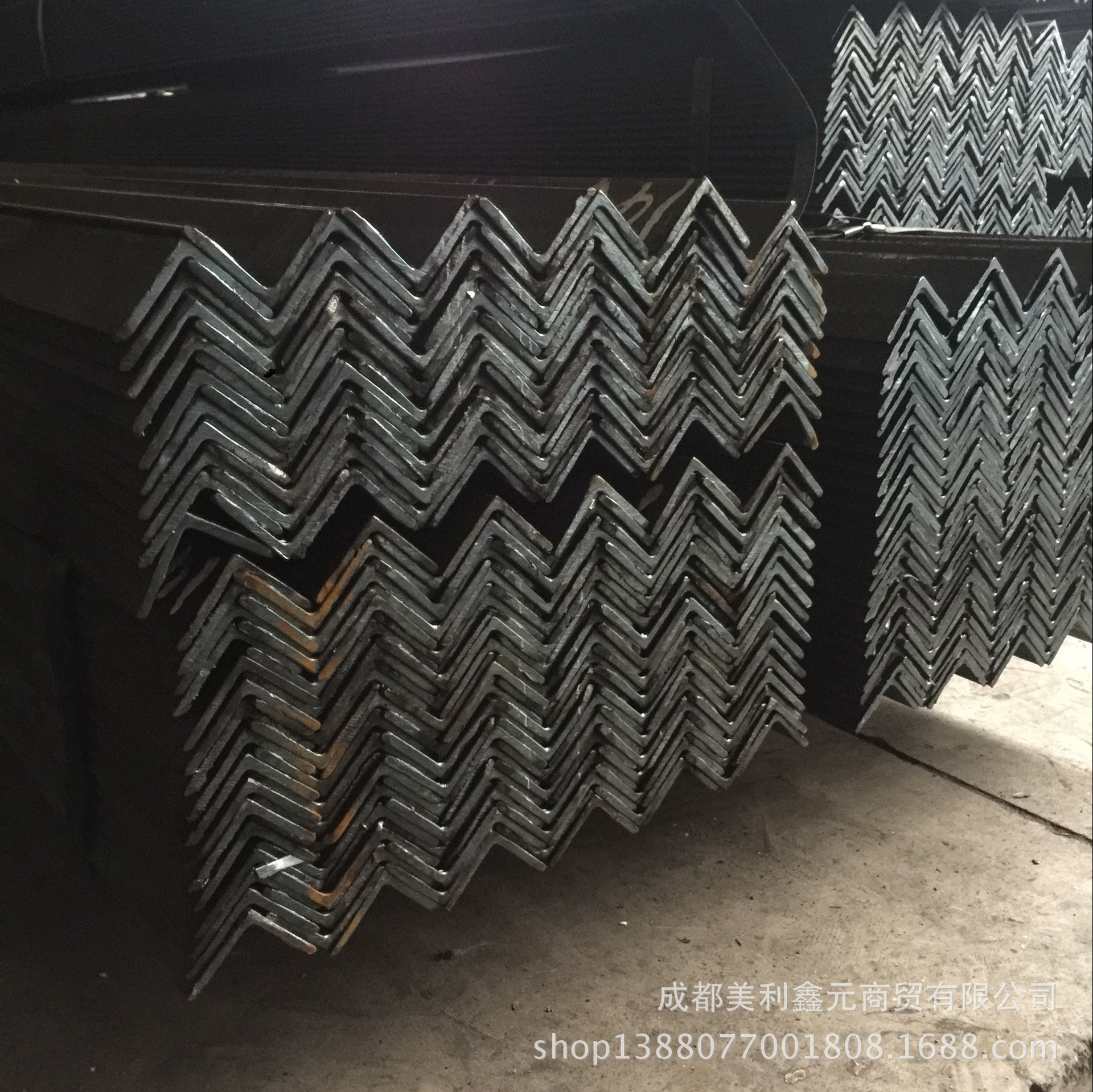 成都量力长期供应角钢等边角钢等边角铁等边三角铁规格齐全