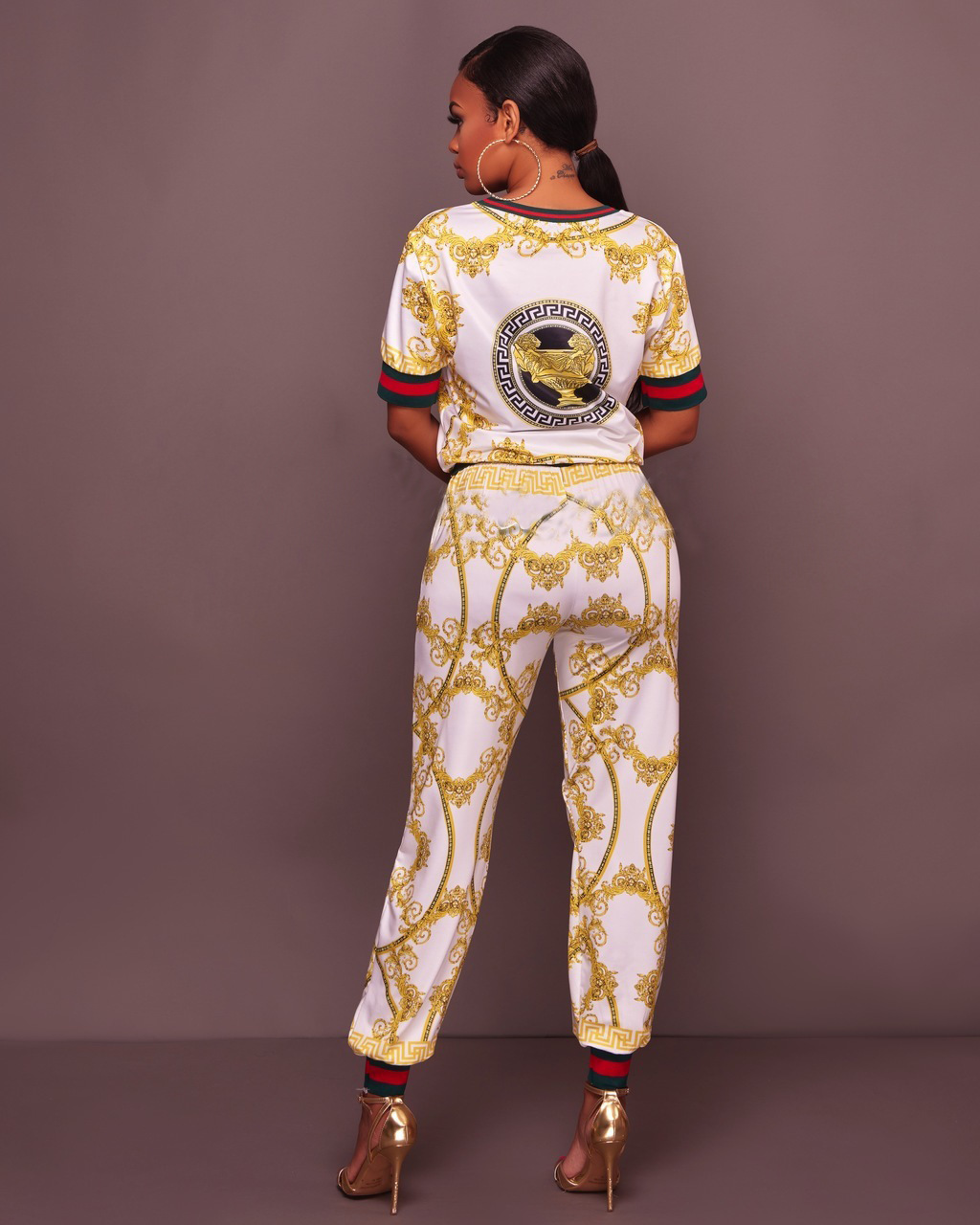 4627137158_552399243