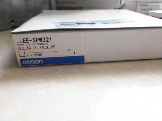 【原装正品全新】EE-SPW321欧姆龙OMRON光电开关传感器