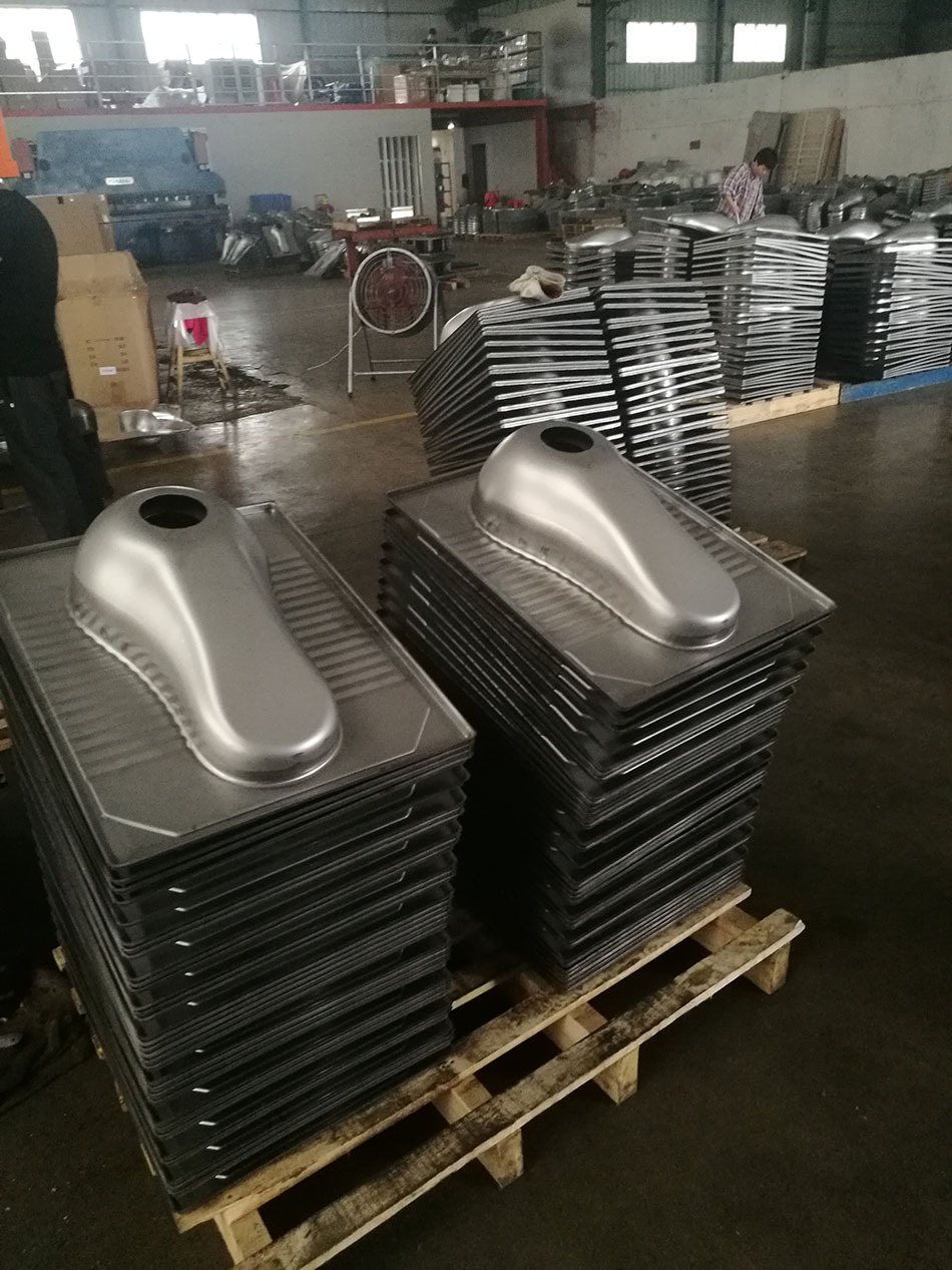 Factory direct sales of 304 stainless steel squat toilets, one-piece formed squat toilets. Large quantities offer better prices details Picture