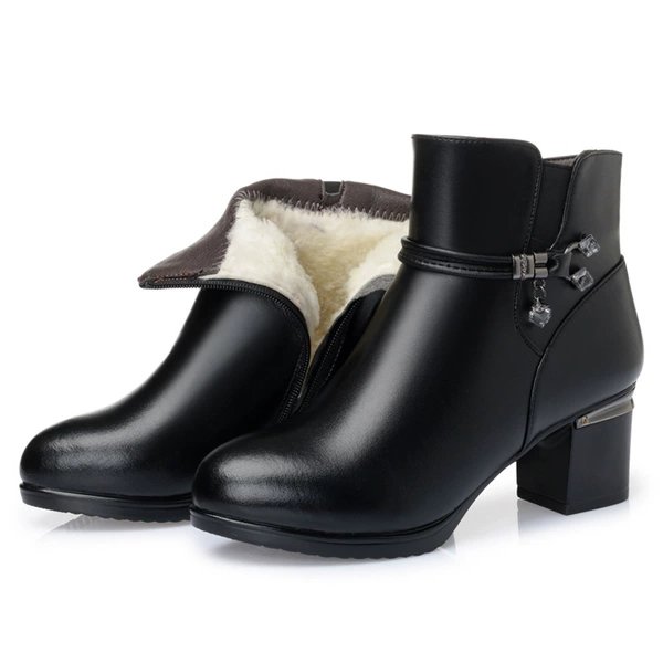 Black wool