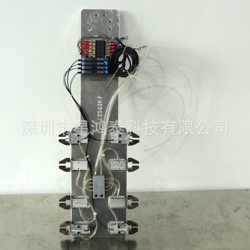 厂家直销注塑机械手掌 复杂型夹子取货手掌定制