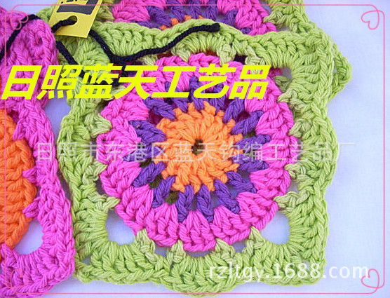 供应手工钩花、毛线手工钩花，钩织毛线花朵