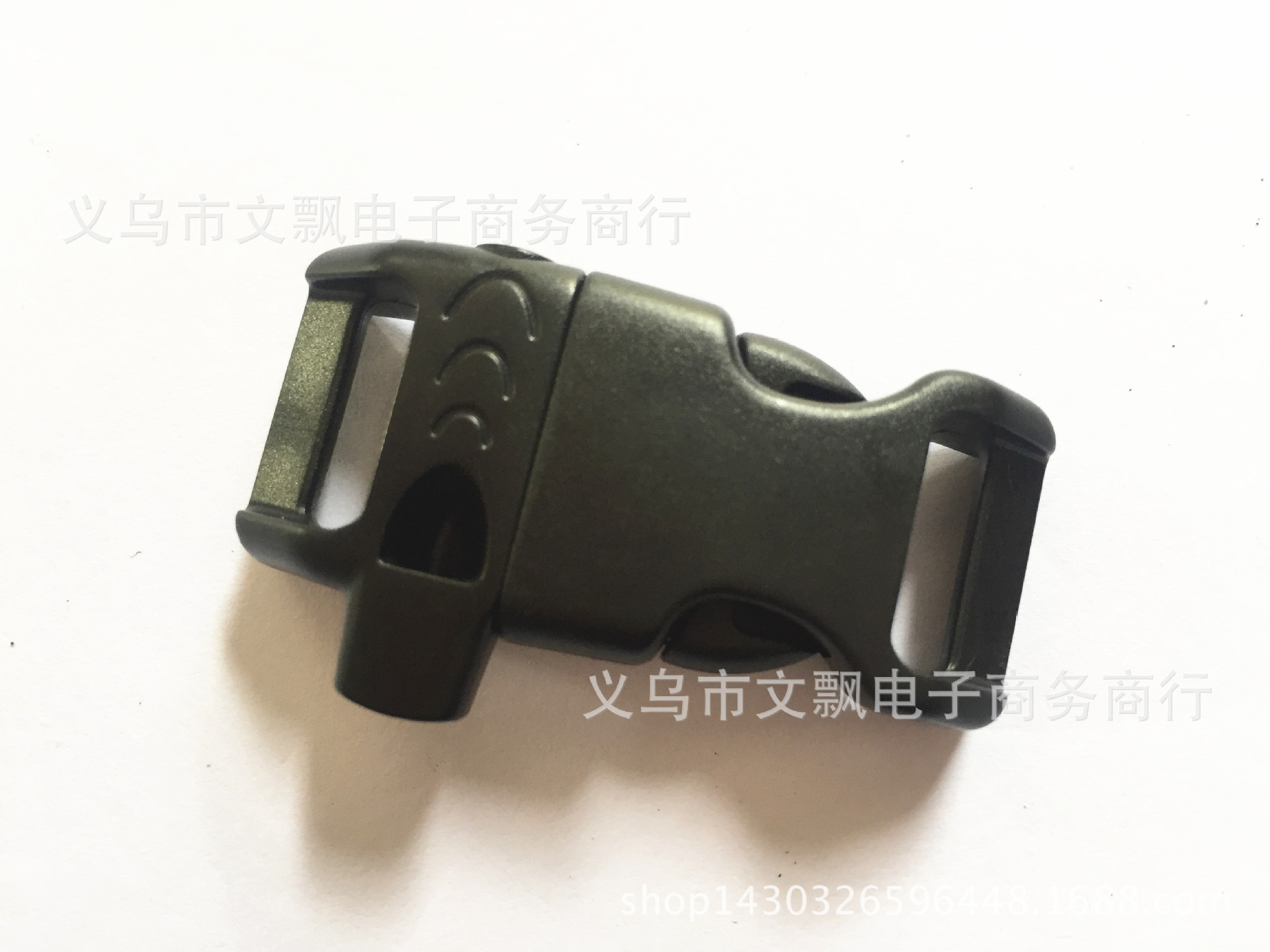 Quality bag accessory, travel backpack, plastic whistle with clasp