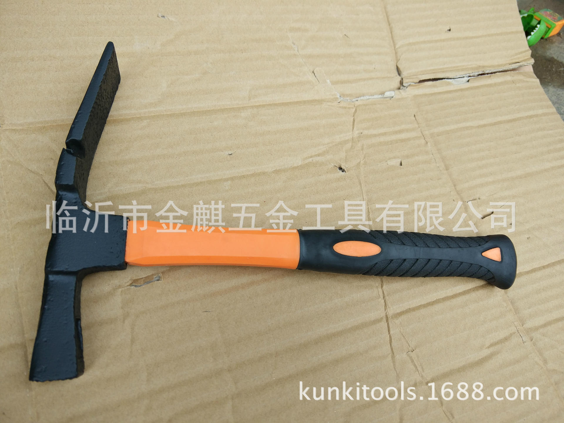 包塑纤维柄泥工锤 K2028-F