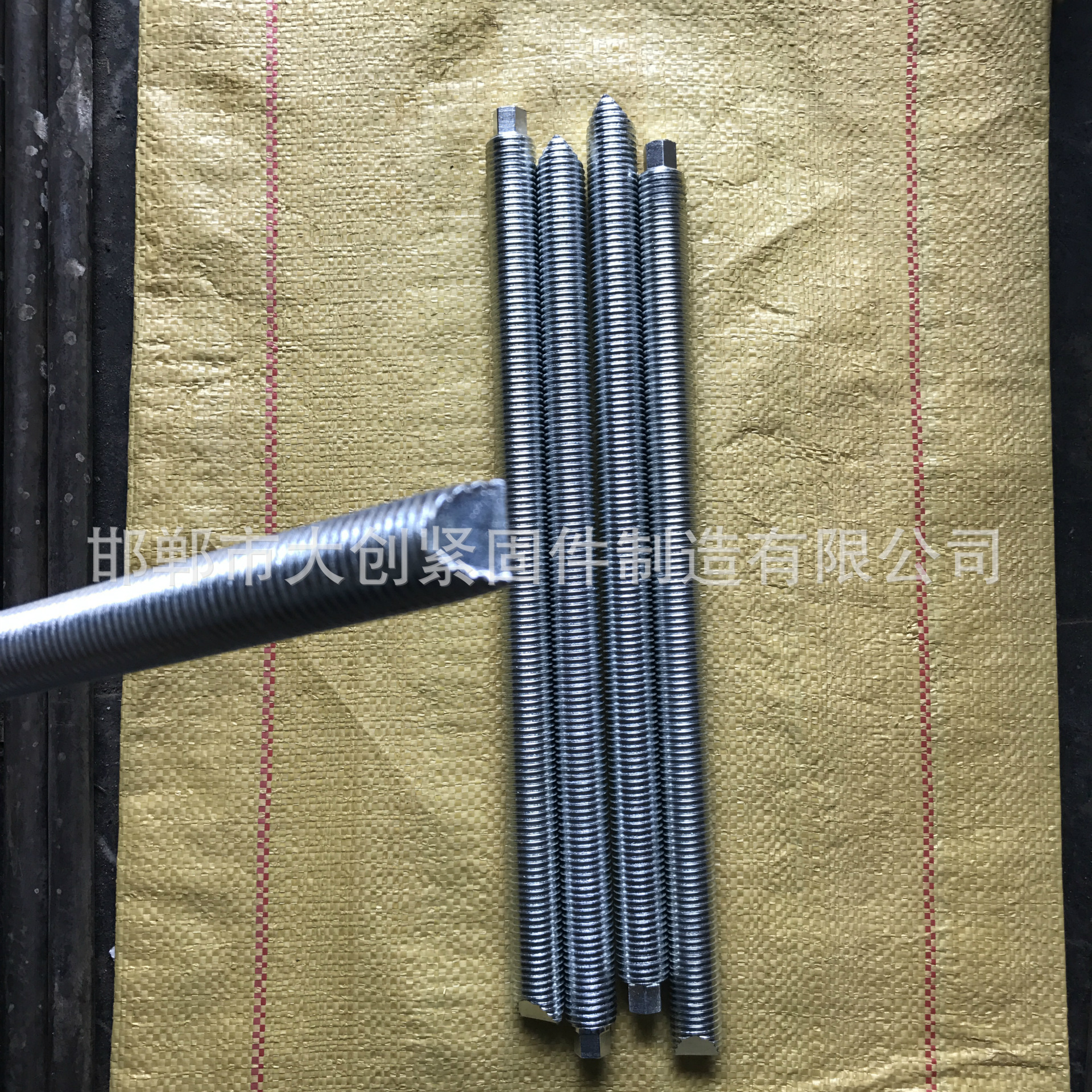 厂家销售供应化学锚栓碳钢锚固螺栓高强建筑锚栓加长化学螺栓 阿里巴巴 