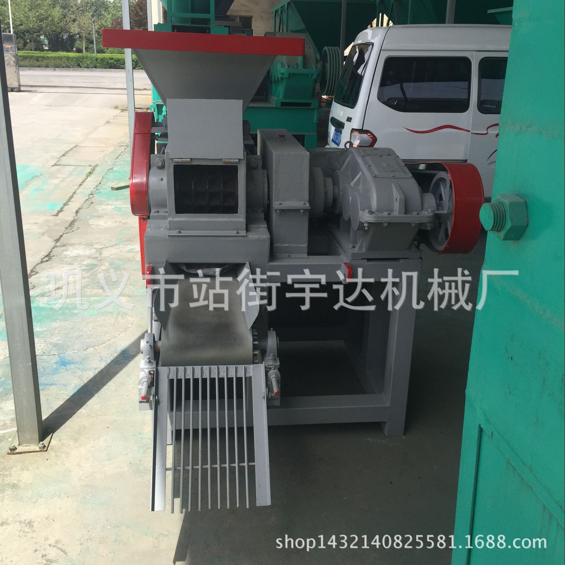 6AA042213F328B10EF5DBA555AFC1E