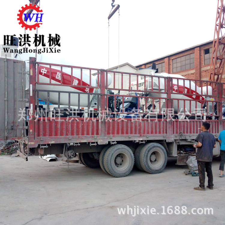 三轮2立方混凝土搅拌车用什么底盘 4立方搅拌罐可以多少干料