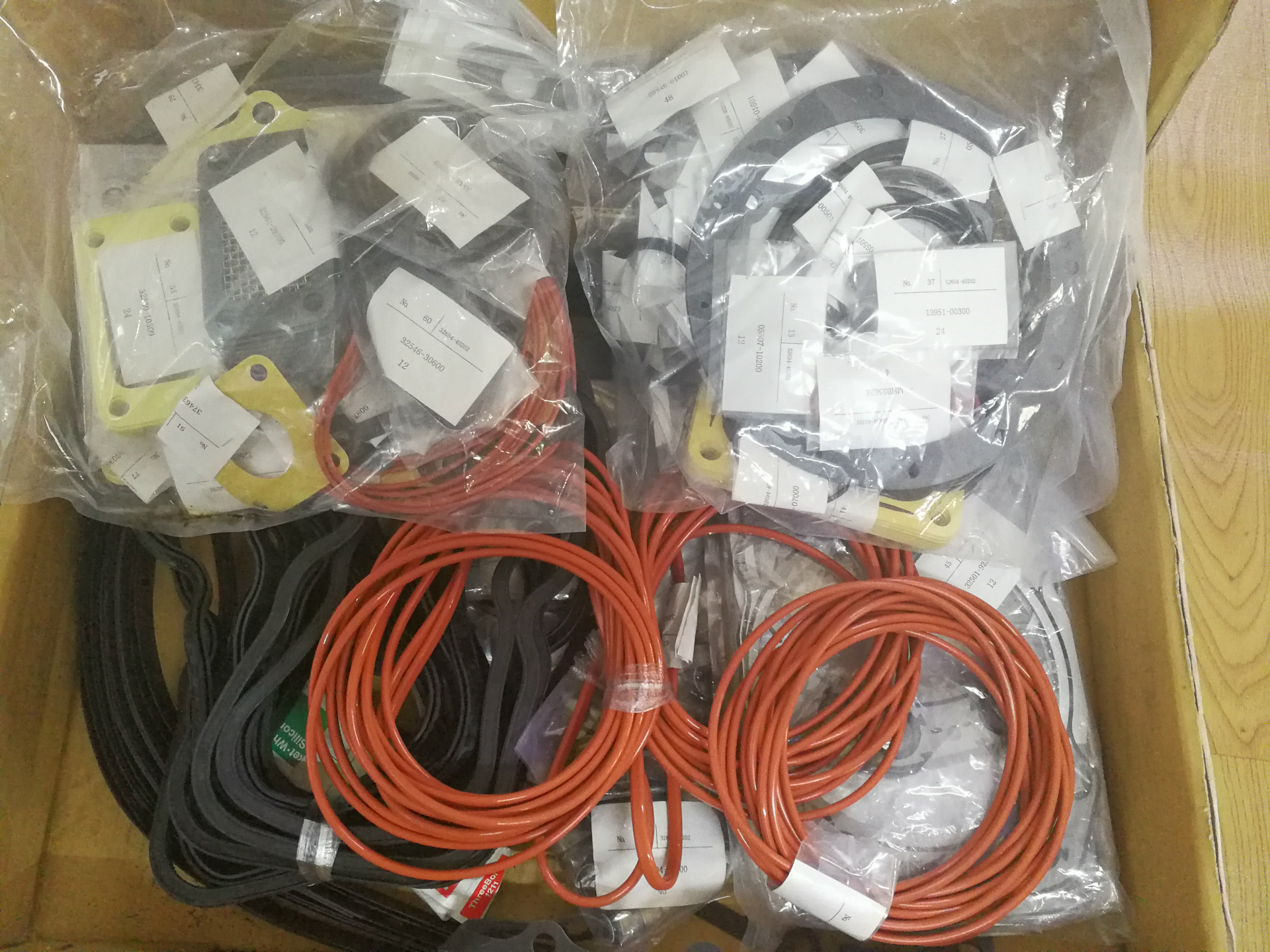 供应三菱S12A2发动机大修包32694-40202