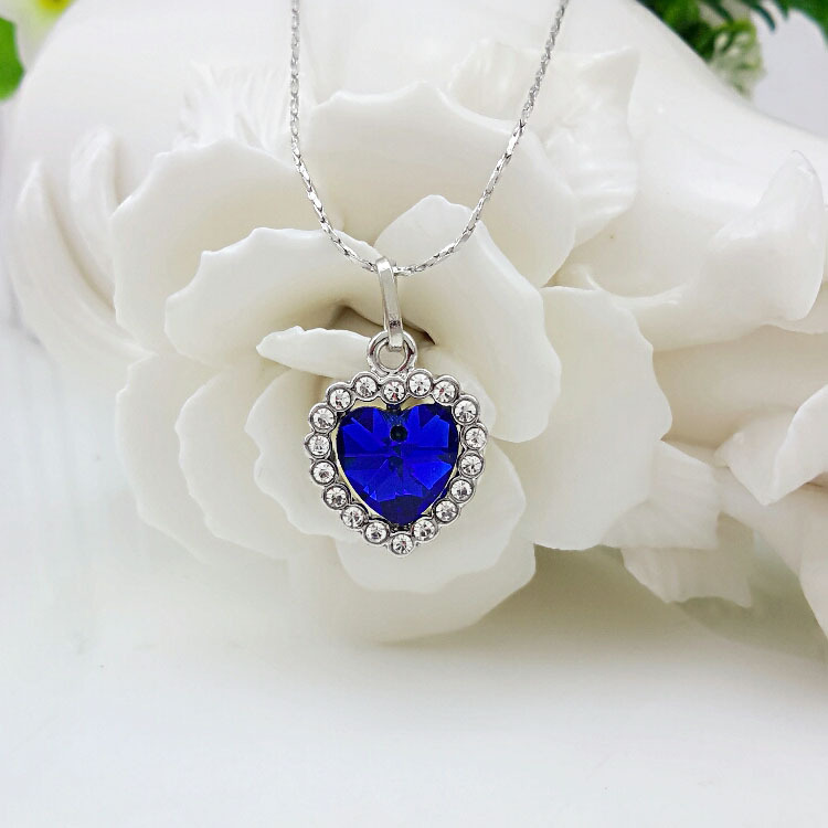 Fashion Retro Ocean Heart Alloy Earring Necklace Ring Set display picture 3