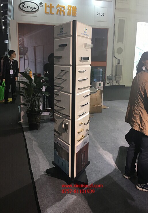 �մ��Ұ������Ѱ���Ʒ��չʾ�������ת�۵������ײ�װչ�ܳ���