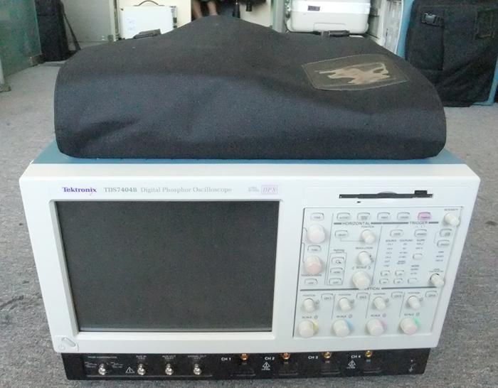 销售/回收泰克TDS7404B |Tektronix TDS7404B 4GHz 数字示波