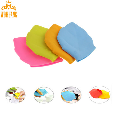 户外便携枫叶环保硅胶旅行杯 儿童防摔漱口水杯厂家促销礼品|ru