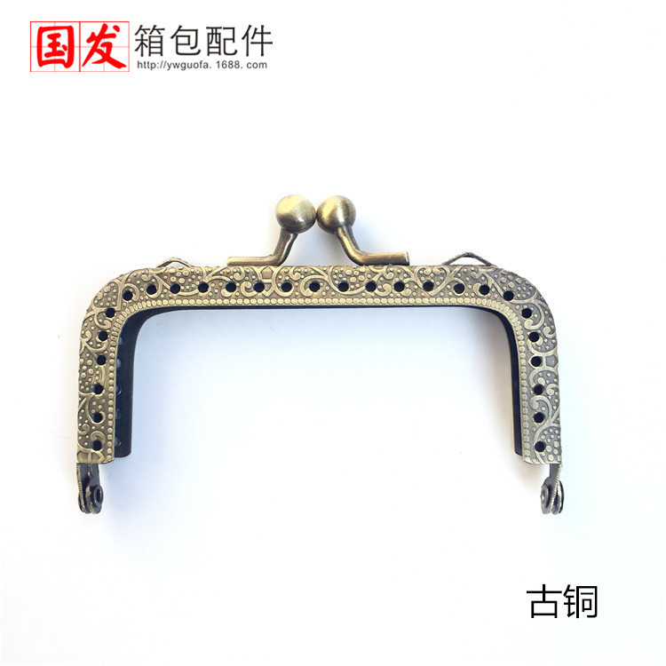 8.5CM máquina de relieve cuadrada boca de oro pozo cuadrado sobre orejas billetera accesorios bisagra de bolso