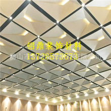 ǭ���Ͱ��X�Ͻ���{�����l�S��