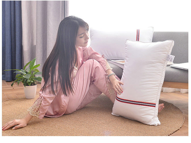 双针彩边枕详情_12