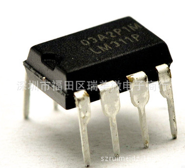 直插 LM311 电压比较器 DIP-8