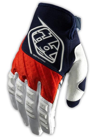 검정색 빨간색 흰색