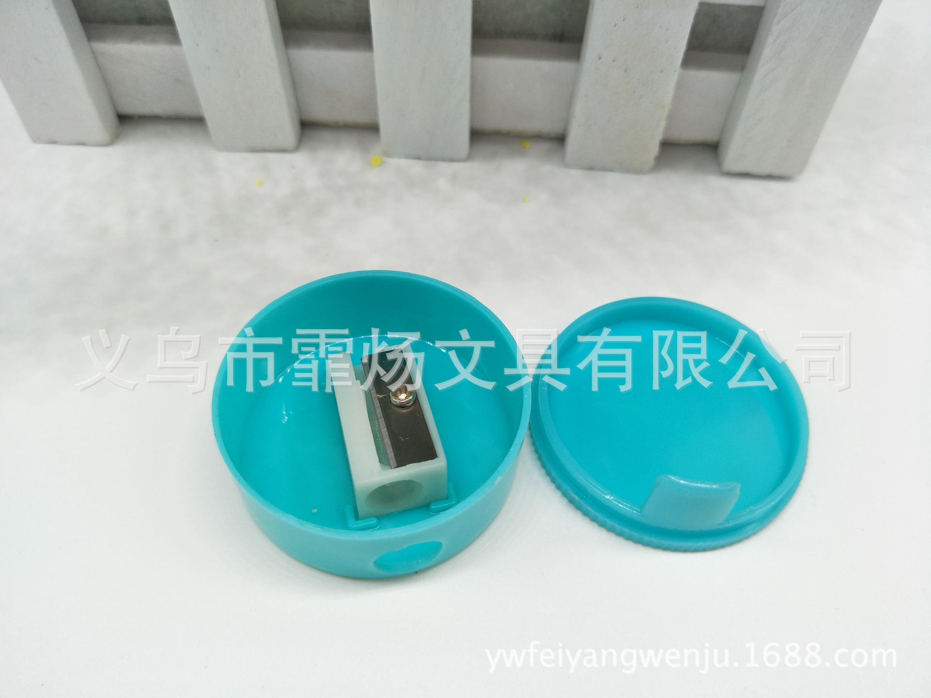 圆形带盖削笔器卷笔刀笔刨 可拆卸环保卷笔刀 可DIY工厂直销-阿里巴巴