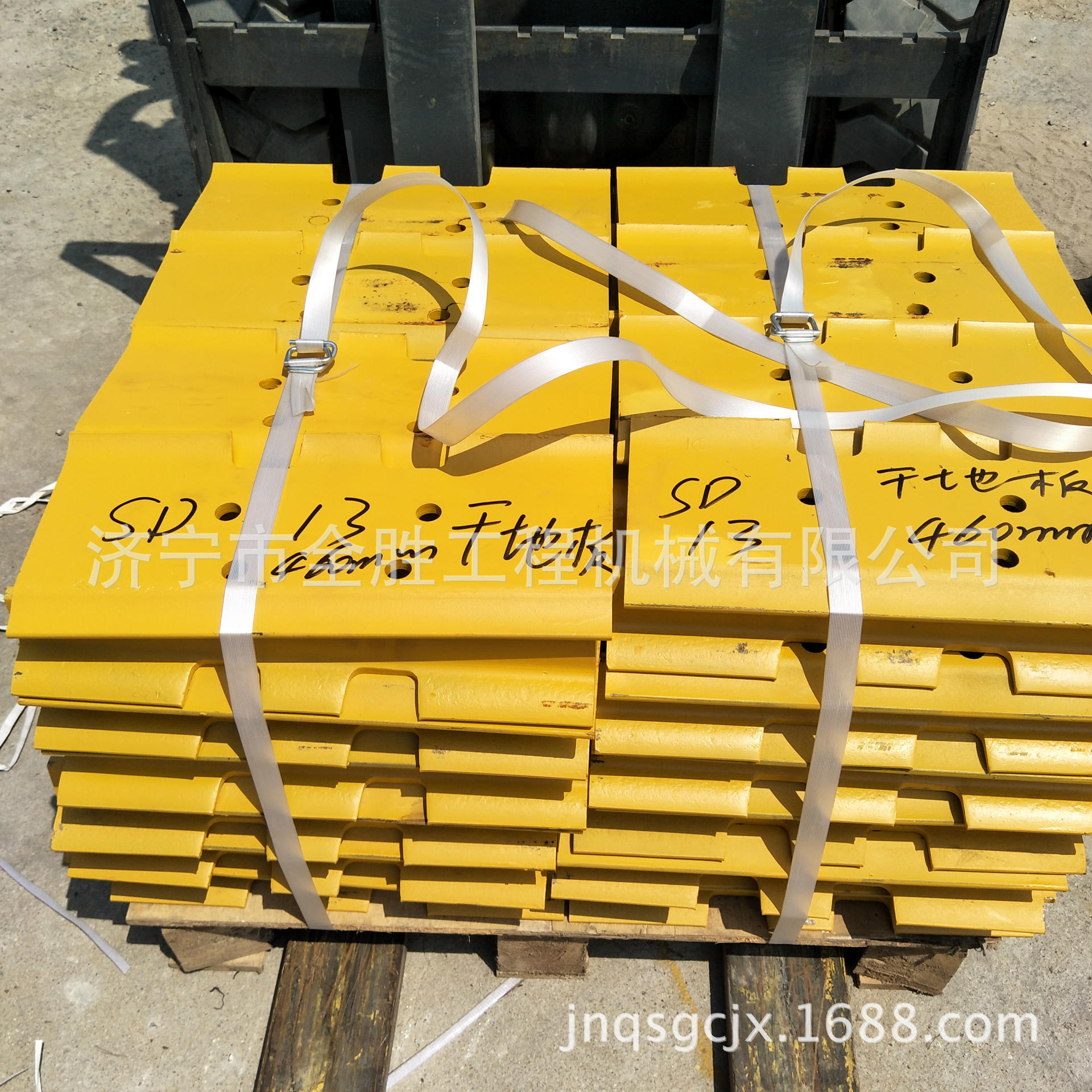 批发 SD13推土机履带板 履带总成 引导轮 齿块 链轨总成 变速箱