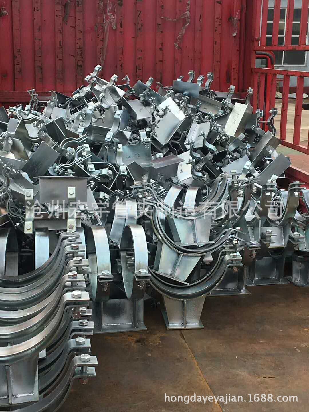 厂家专业生产各种钢制管夹0317-4323177-4323122钢管夹不锈钢管